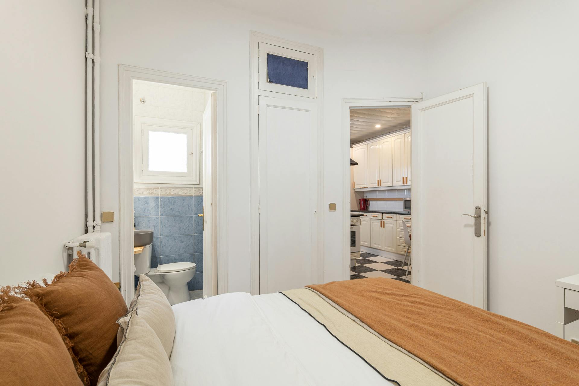 Carrer de Balmes, Barcelona preview