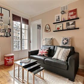 Apartment for rent for €1,482 per month in Paris, Rue Montbrun