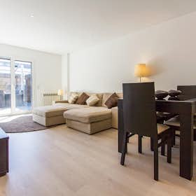 Apartment for rent for €1,933 per month in Lisbon, Rua do Volga