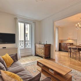 Apartment for rent for €3,883 per month in Paris, Rue de l'Arbalète