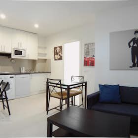 Apartment for rent for €1,300 per month in Madrid, Calle de Antonio Zamora