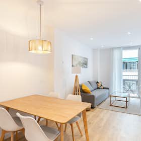Apartment for rent for €1,490 per month in Barcelona, Carrer de Vallhonrat
