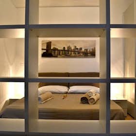 Apartment for rent for €1,390 per month in Turin, Corso Filippo Turati