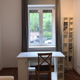 Private room for rent for €620 per month in Frankfurt am Main, Rat-Beil-Straße