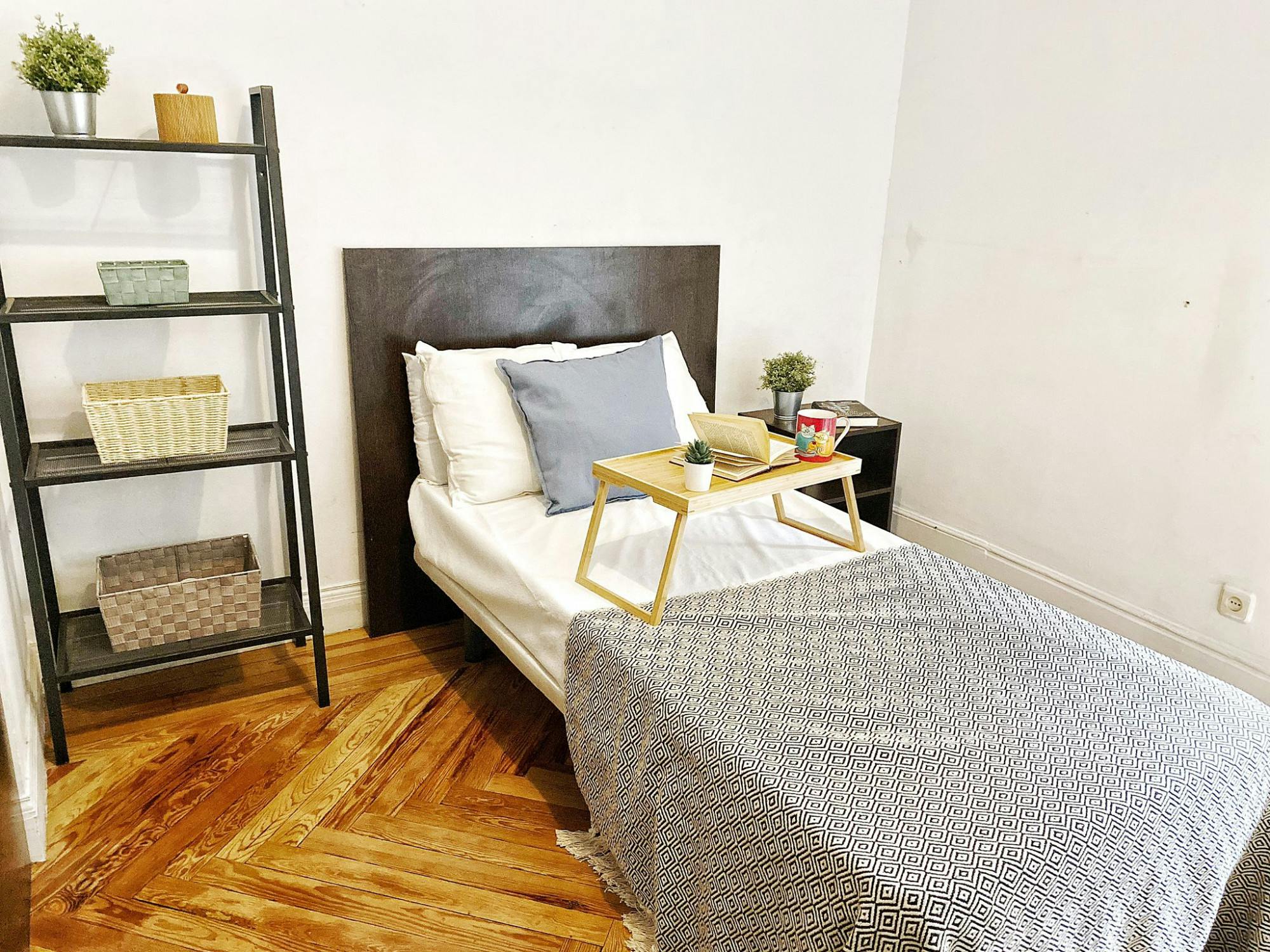 Single room Madrid — photo 2