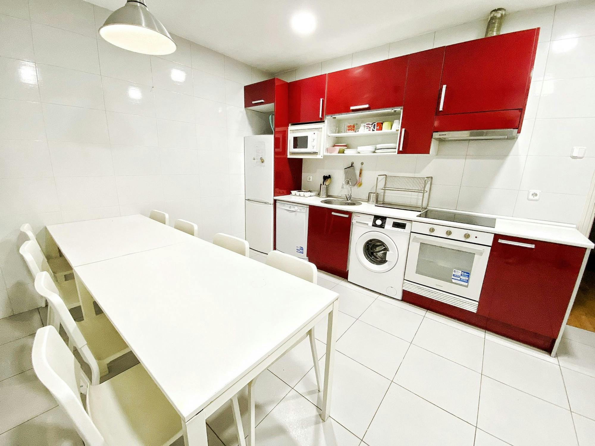 Single room Madrid — photo 6