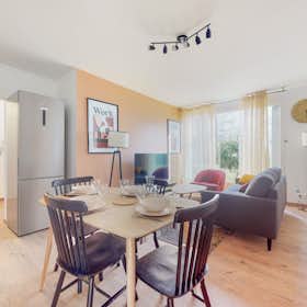 Private room for rent for €640 per month in Asnières-sur-Seine, Rue Emile Zola