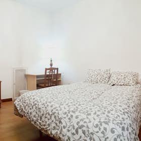 Private room for rent for €580 per month in Madrid, Calle de Joaquín María López