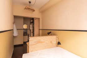 Private room for rent for €1,410 per month in Paris, Rue du Cambodge