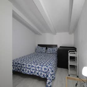 Studio for rent for €880 per month in Madrid, Calle de Antonio Zamora
