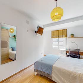 Private room for rent for €450 per month in Valencia, Avinguda de la Malvarrosa