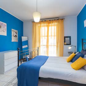 Appartamento for rent for 1.150 € per month in Turin, Via Monte Albergian
