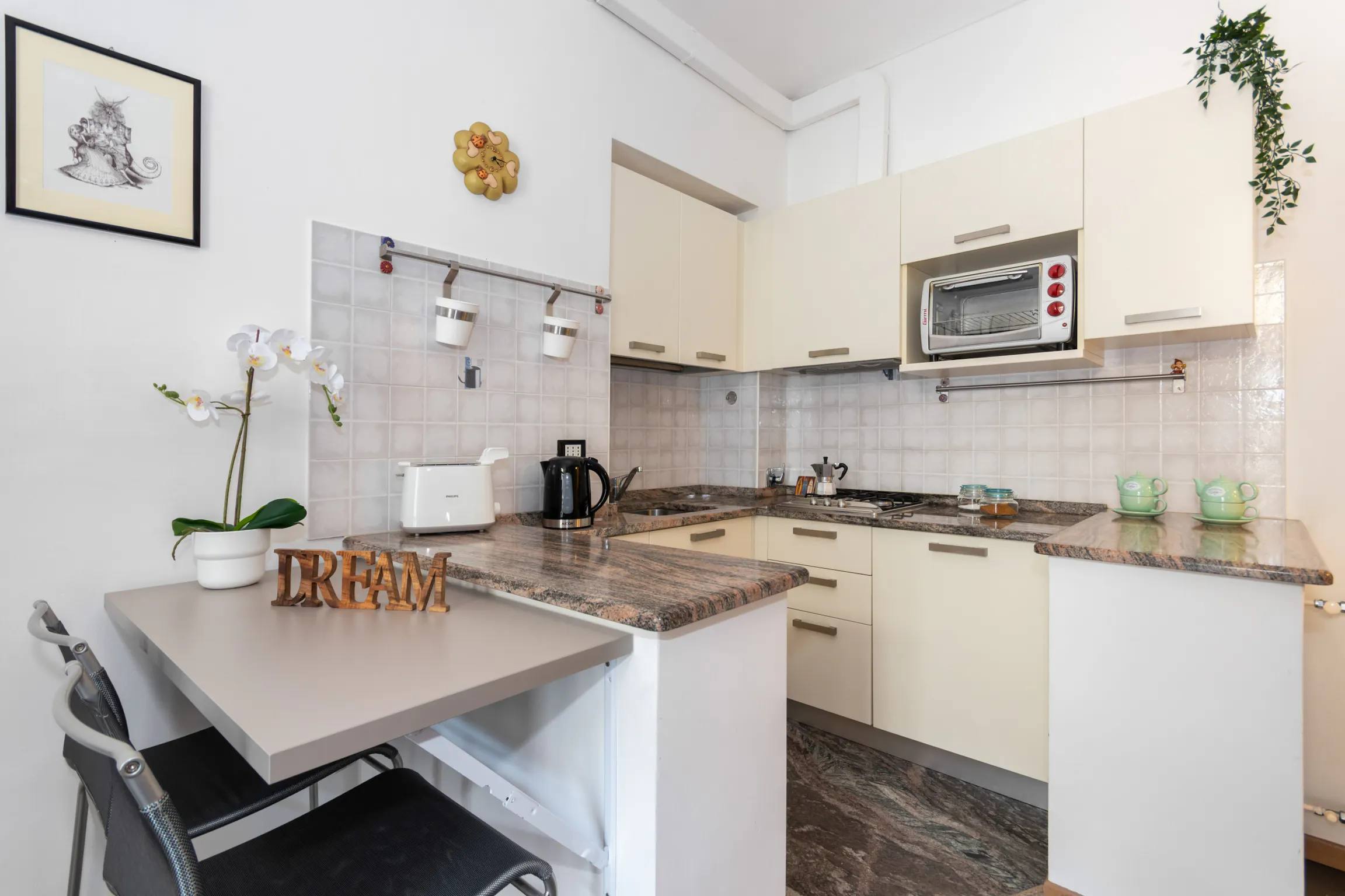 1-Bedroom Apartment in Via Vincenzo Gioberti, Turin (1374636) ROOM 2