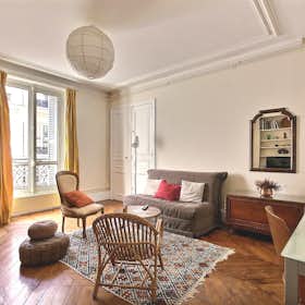 Apartment for rent for €1,483 per month in Paris, Rue Victor Massé