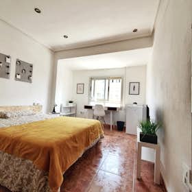 Private room for rent for €430 per month in Valencia, Carrer Mestre Valls
