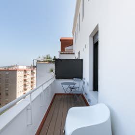 Studio for rent for €1,295 per month in Barcelona, Carrer del Capità Arenas