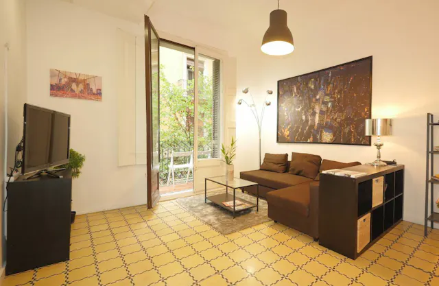 1-Bedroom Apartment in Carrer de la Junta de Comerç, Barcelona (1375664) room image 1