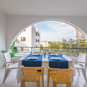 Apartment for rent for €1,104 per month in Albufeira, Estrada dos Salgados