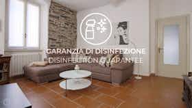 Lägenhet att hyra för 1 963 € i månaden i Como, Via Coloniola