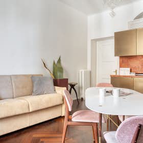 Apartment for rent for €2,550 per month in Milan, Via Giorgio Chavez
