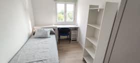 Private room for rent for €450 per month in Getafe, Calle Rosa