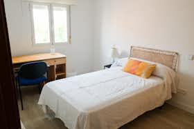 Apartament de închiriat pentru 1.400 EUR pe lună în Getafe, Calle Rosa