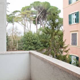 Private room for rent for €700 per month in Rome, Via Salaria