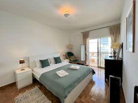 公寓 正在以 €912 的月租出租，其位于 Portimão, Rua Ilídio António Pereira