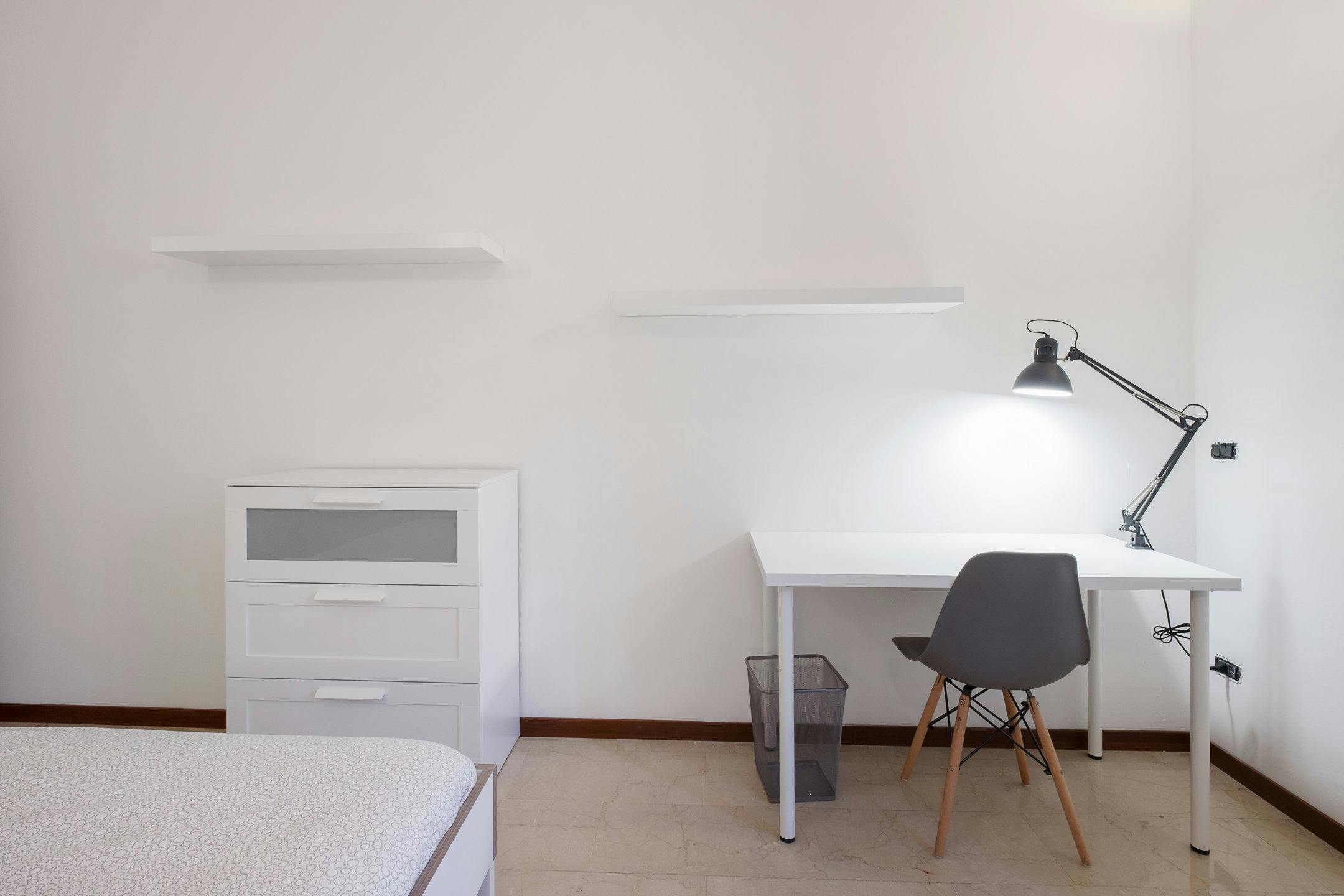 Via Curtatone, Milan preview