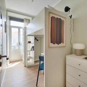 Private room for rent for €490 per month in Lisbon, Rua Morais Soares