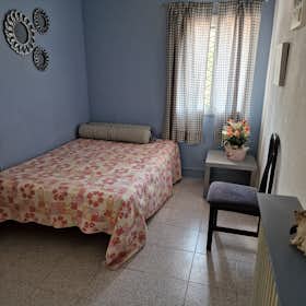 WG-Zimmer zu mieten für 595 € pro Monat in Vallirana, Carrer Puig Bernat