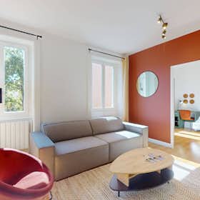 Private room for rent for €285 per month in Villeurbanne, Rue de la Convention