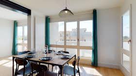 Privé kamer te huur voor € 543 per maand in Montigny-le-Bretonneux, Allée des Romarins