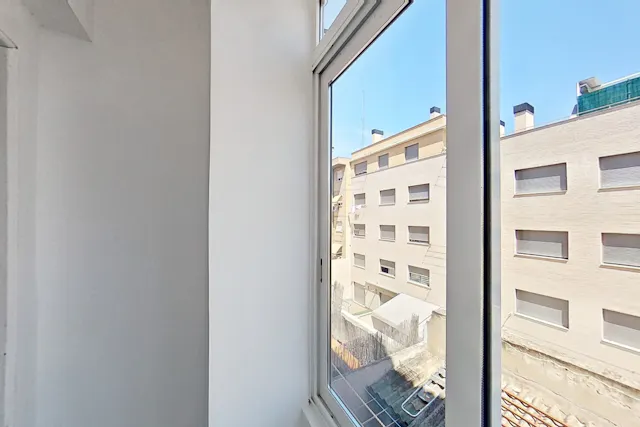 Private room in Calle Domingo Ram, Zaragoza (1381925) room image 1