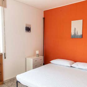 Private room for rent for €720 per month in Rome, Lungotevere Portuense
