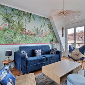Studio for rent for €1,484 per month in Paris, Villa Gagliardini