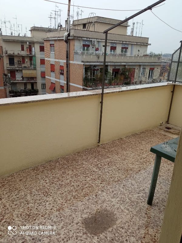 Apartment for rent for €1,100 per month in Rome, Via Cipriano Facchinetti