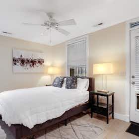 Appartement te huur voor $3,070 per maand in Washington, D.C., Burke St SE