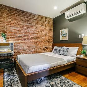 Отдельная комната сдается в аренду за $2,542 в месяц в Westfield, Columbus Ave