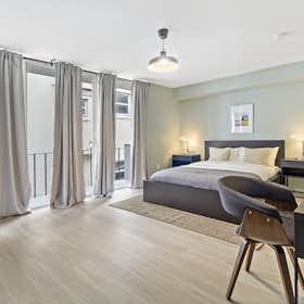 私人房间 正在以 $2,356 的月租出租，其位于 San Francisco, Stone St