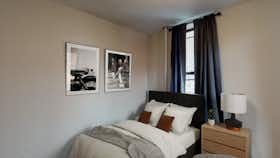 Pokój prywatny do wynajęcia za $1,210 miesięcznie w mieście New York City, E 104th St