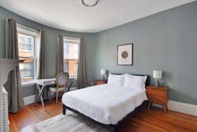 Отдельная комната сдается в аренду за $1,175 в месяц в Cambridge, Linden St