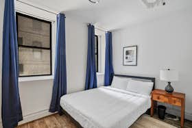 Отдельная комната сдается в аренду за 1 438 € в месяц в Verona, Claremont Ave