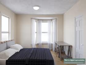 私人房间 正在以 $1,568 的月租出租，其位于 Brighton, Murdock Ter
