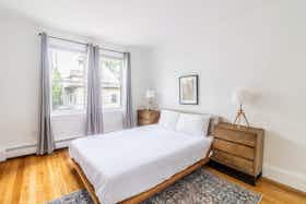 Отдельная комната сдается в аренду за $884 в месяц в Brighton, Newcastle Rd
