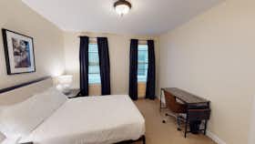 Отдельная комната сдается в аренду за $1,366 в месяц в Cambridge, Berkshire St