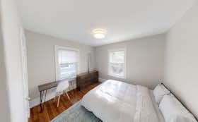 Отдельная комната сдается в аренду за $1,192 в месяц в Malden, Meridian Pkwy