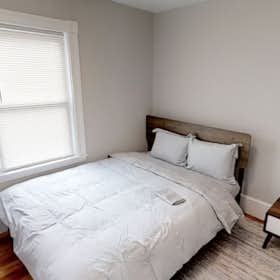WG-Zimmer for rent for $1,519 per month in Malden, Meridian St