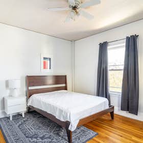 Privé kamer te huur voor $1,705 per maand in Brighton, Montcalm Ave