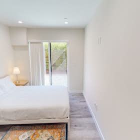 Habitación privada en alquiler por $1,829 al mes en Los Angeles, N Boyle Ave